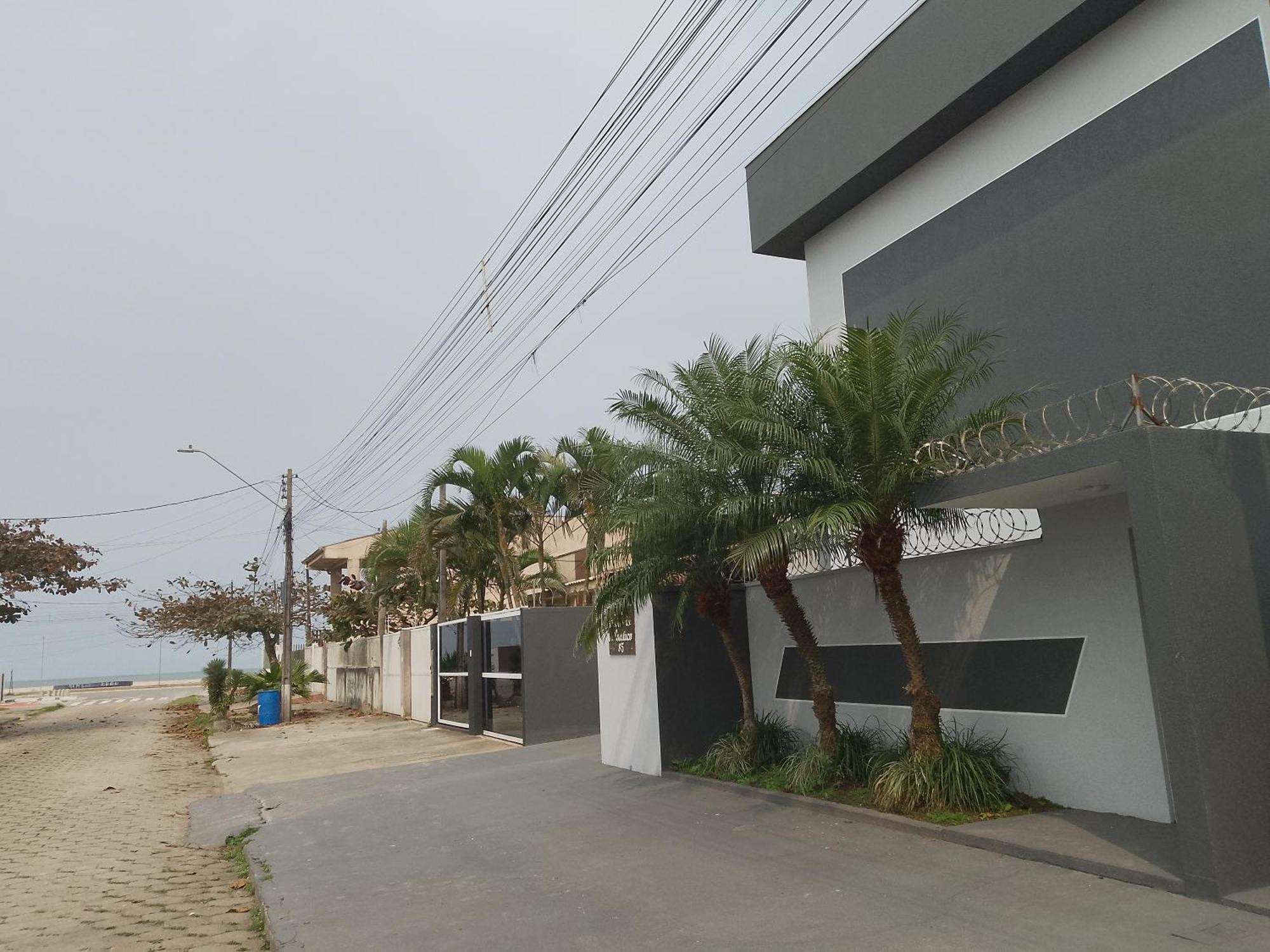 Apto Aconchegante A 30 Mts Do Mar E Pertinho Do Centro Matinhos Buitenkant foto